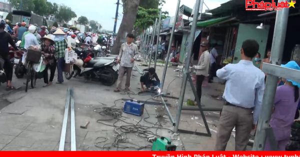 Thu hồi dãy ki ốt khu vực hành lang bên ngoài Sân Bay Tân Sơn Nhất