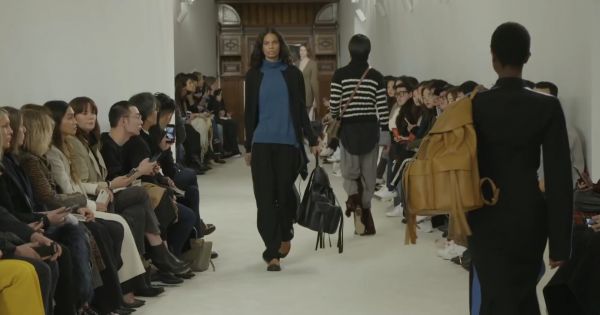 Loewe Fall Winter 2018/2019 Full Fashion Show Exclusive