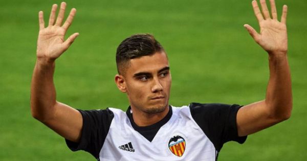 Andreas Pereira trở về Manchester United mùa giải tới