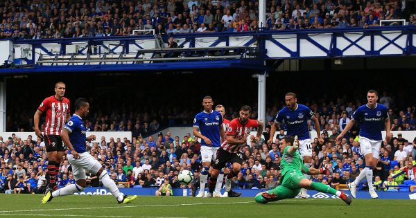 Tân binh trẻ tỏa sáng, Everton thắng sát nút Southampton