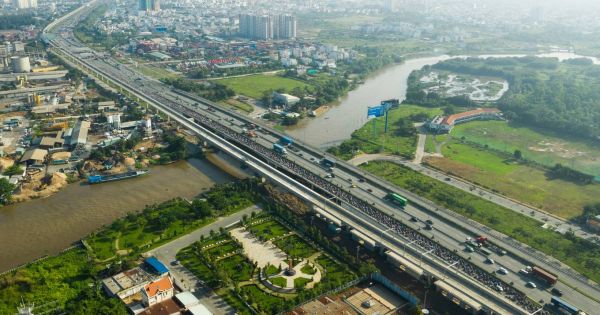 Tuyến metro Sài Gòn hiện như thế nào sau 6 năm thi công