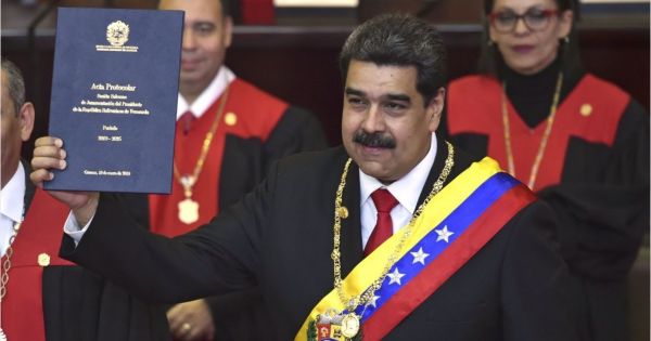 Tổng thống Venezuela Nicolas Maduro tuyên thệ nhậm chức nhiệm kỳ 2