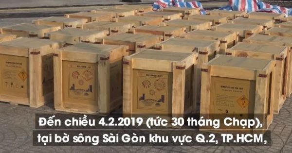 Trận địa pháo hoa bên bờ sông Sài Gòn trước giao thừa Tết Kỷ Hợi 2019