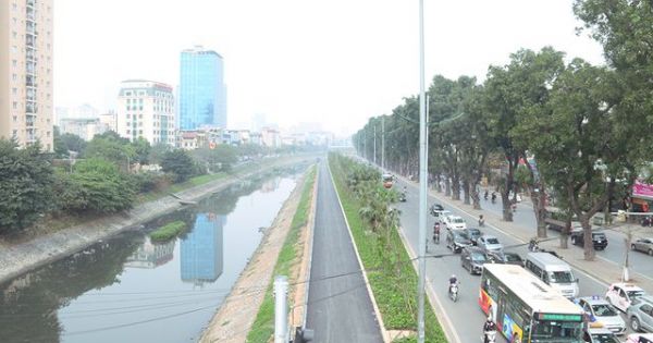 Đường đi bộ dài 4 km ven sông Tô Lịch gấp rút hoàn thiện