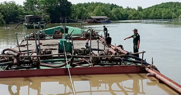 Có hay không việc dung túng “cát tặc” vùng giáp ranh TPHCM?