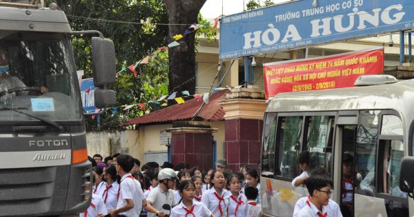 Đoàn xe vua xem nhẹ tính mạng người dân