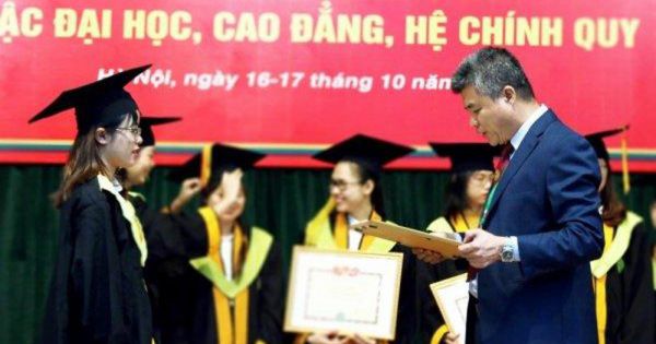 Từ 1/7/2020, tốt nghiệp đại học loại xuất sắc được xét tuyển vào công chức