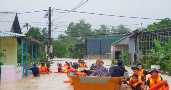 Hơn 27 nghìn bộ đội và 11 máy bay sẵn sàng ứng phó bão số 10