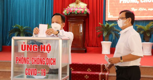 Bạc Liêu: Chung sức, đồng lòng ủng hộ phòng, chống COVID-19