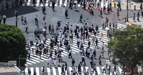 Năm tuần trước Thế vận hội, Tokyo nới lỏng tình trạng khẩn cấp