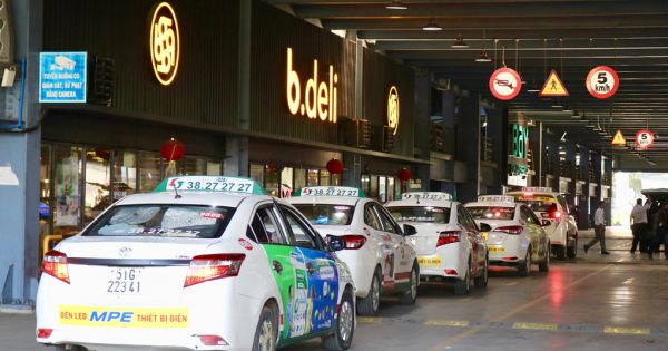 400 taxi ở TP HCM được hoạt động để chở người bệnh