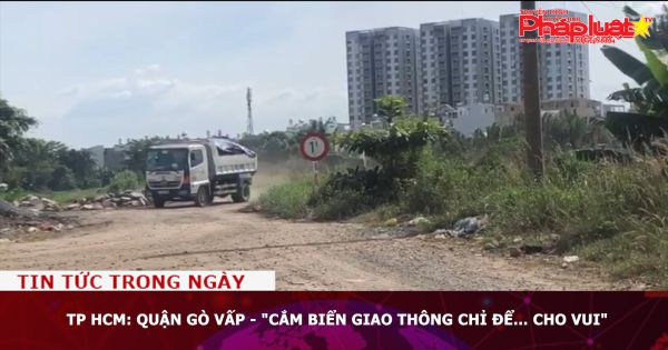 Cắm biển giao thông chỉ để… cho vui?